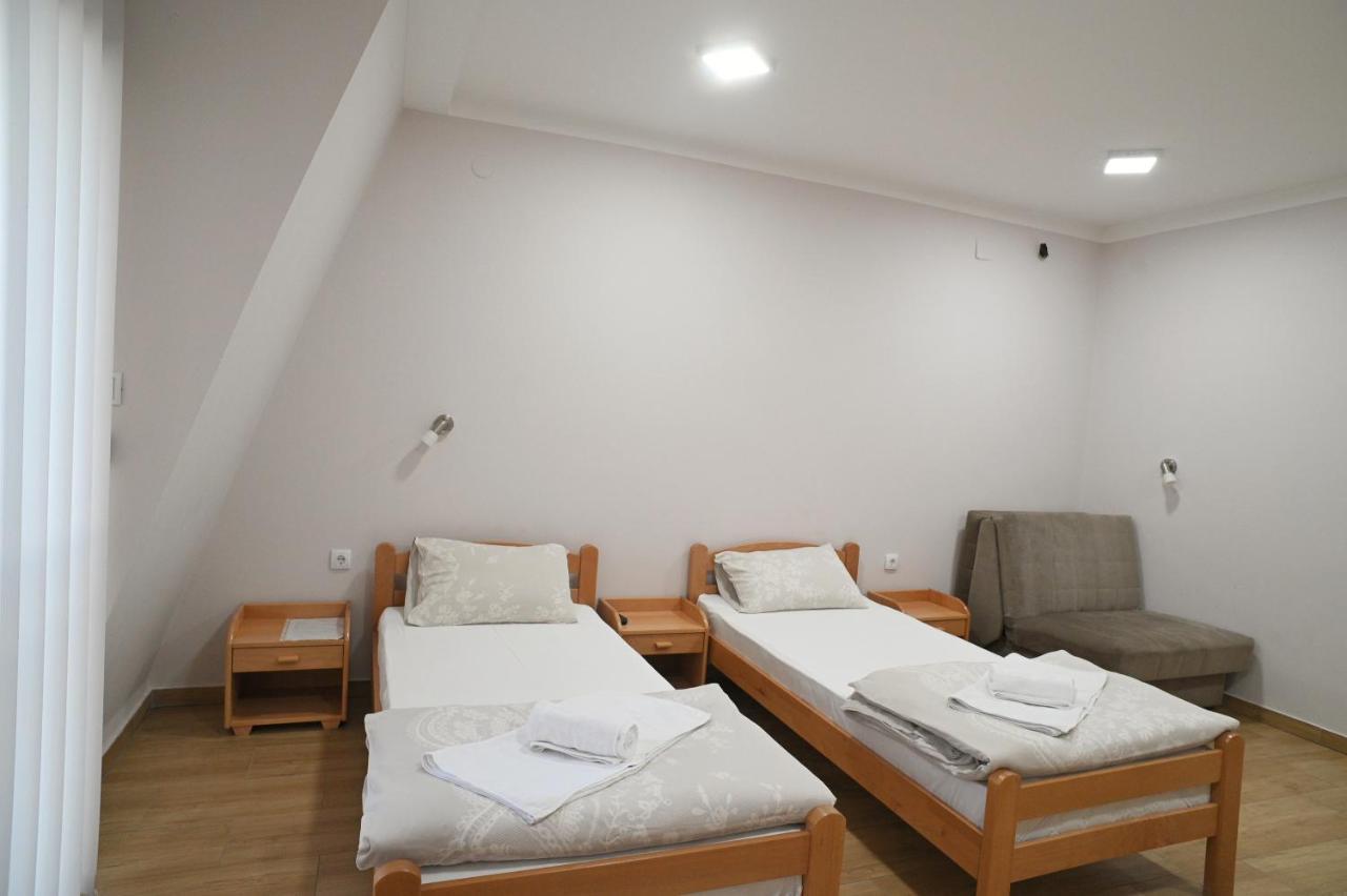 Prenociste I Restoran Ihthis Bajina Basta Luaran gambar