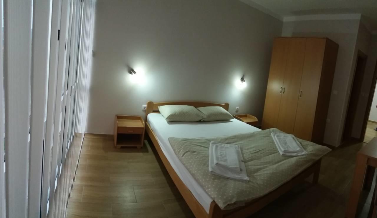 Prenociste I Restoran Ihthis Bajina Basta Luaran gambar