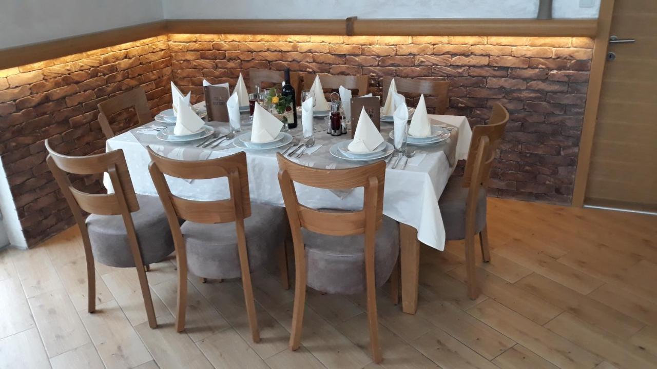 Prenociste I Restoran Ihthis Bajina Basta Luaran gambar
