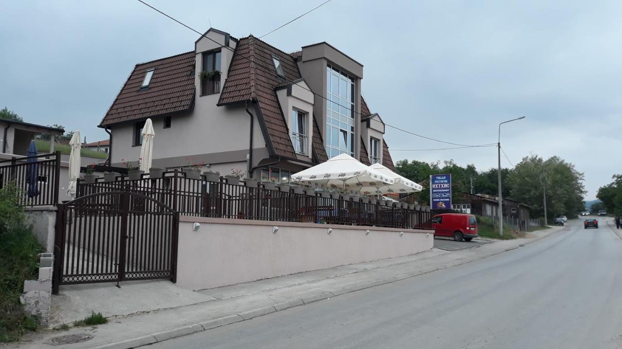 Prenociste I Restoran Ihthis Bajina Basta Luaran gambar